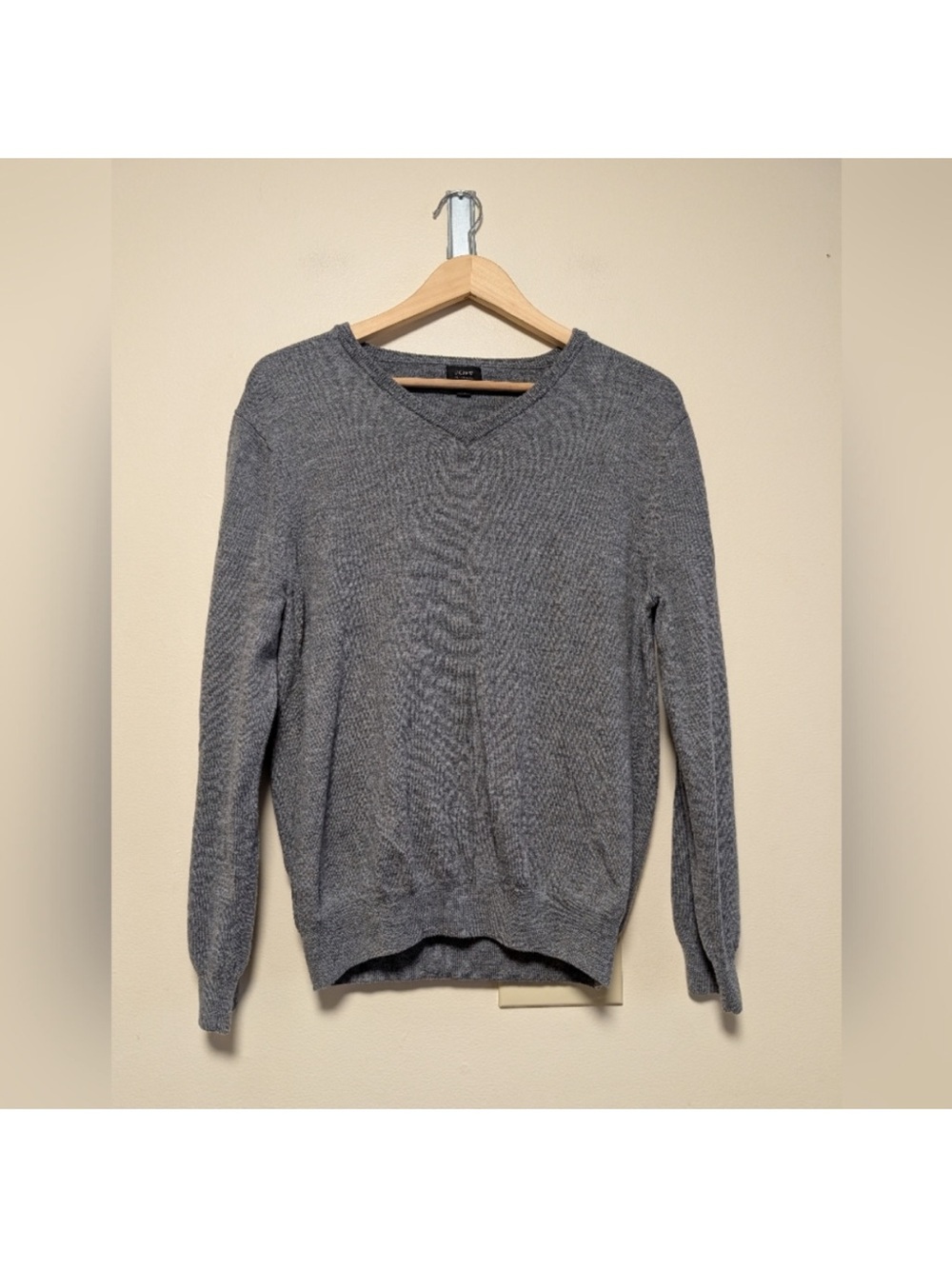 J.Crew Merino Wool Gray V-Neck Sweater L Classic Lightweight Knit